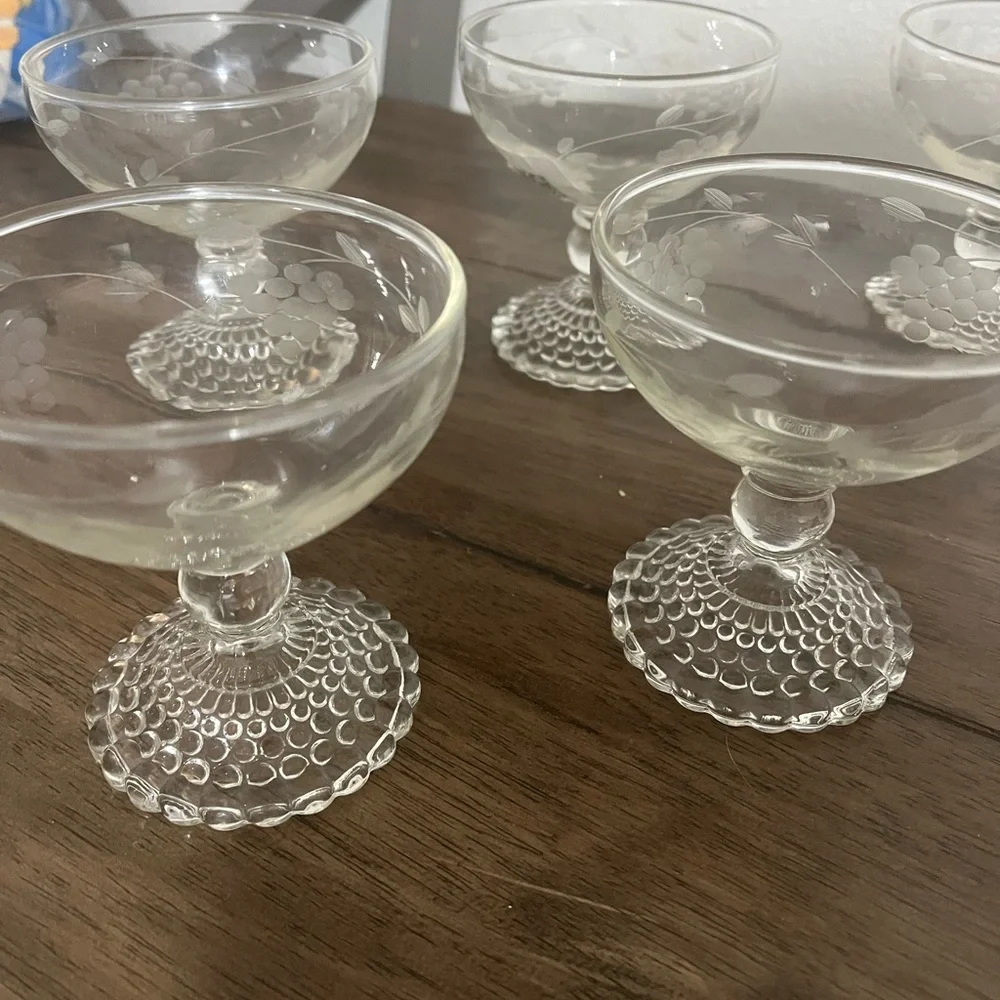 ElSet of 6 Vintage Etched Glass Sherbet Dessert Coupes | Hobnail Pedestal Base